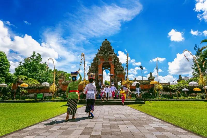 bali temple etiquette