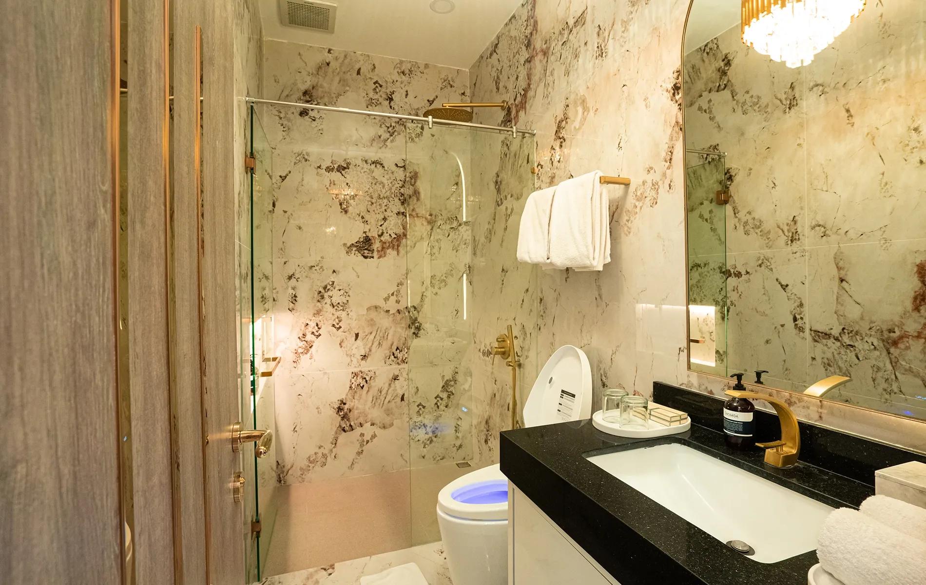 bath1-kalemuluwatu-4br-tp-a-20032025