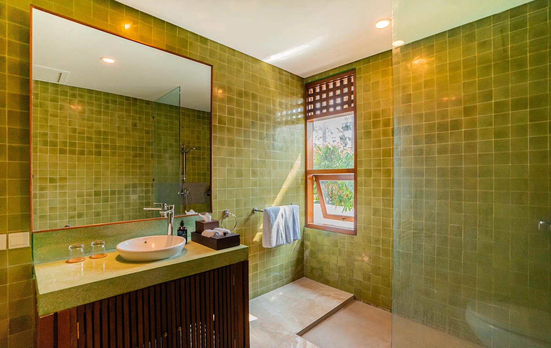 bath3-villaumapertiwi-4br-tp-s-07032025