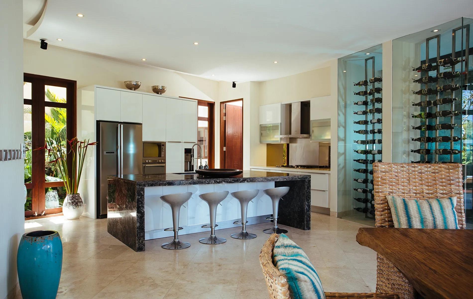kitchen-umahdaun-5br-tp-ov-14042025