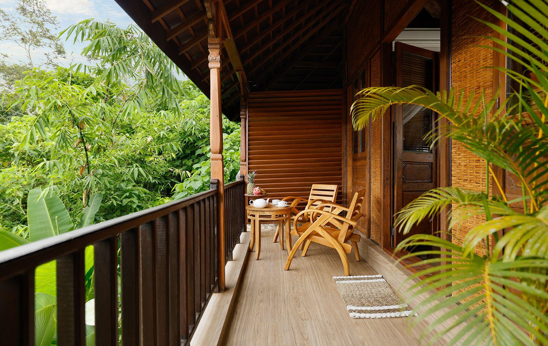 leona-joglo-terrace2