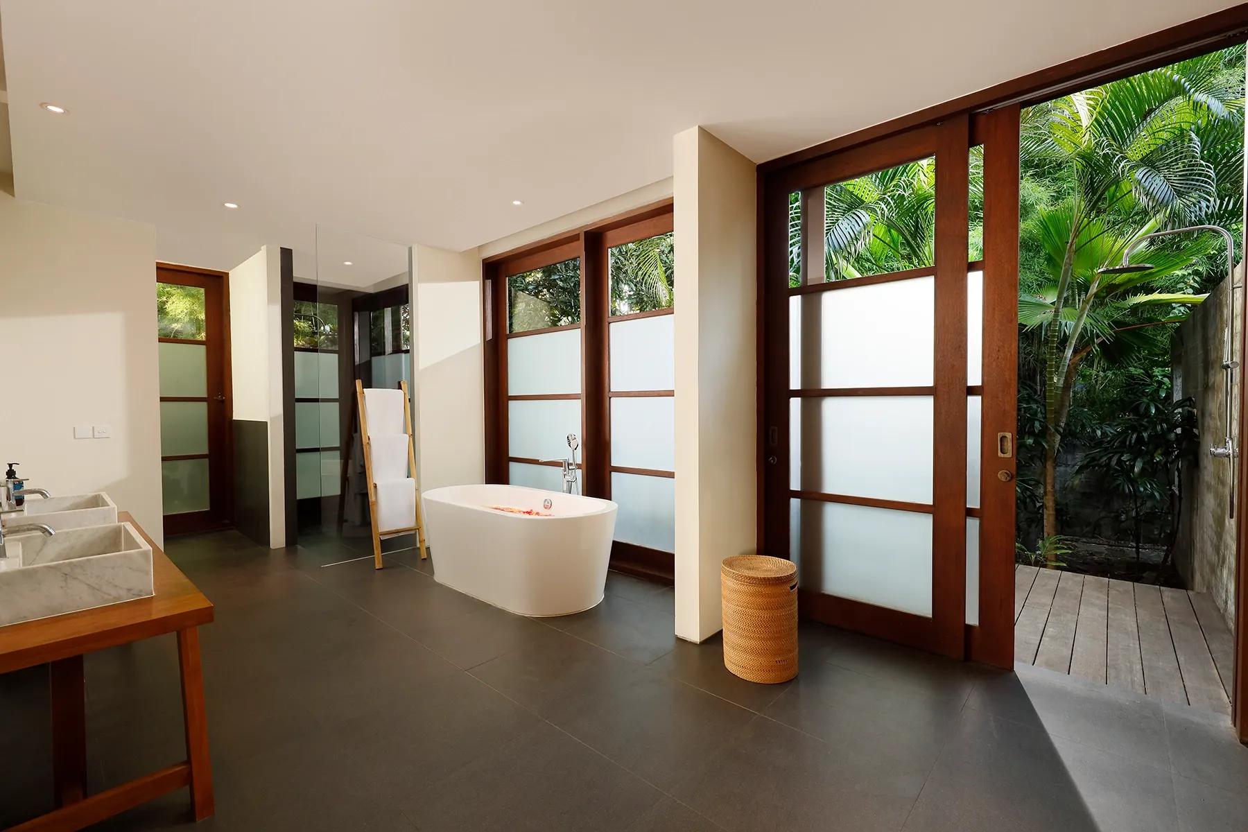secondbath-amitavilla-7br-fix-ab-30092024