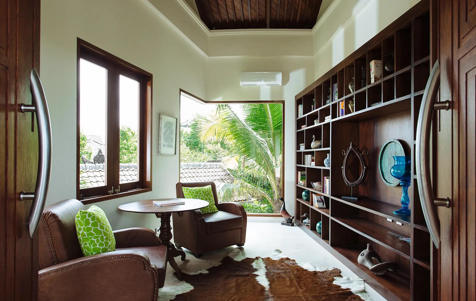 sittingroom-umahdaun-5br-tp-ov-14042025