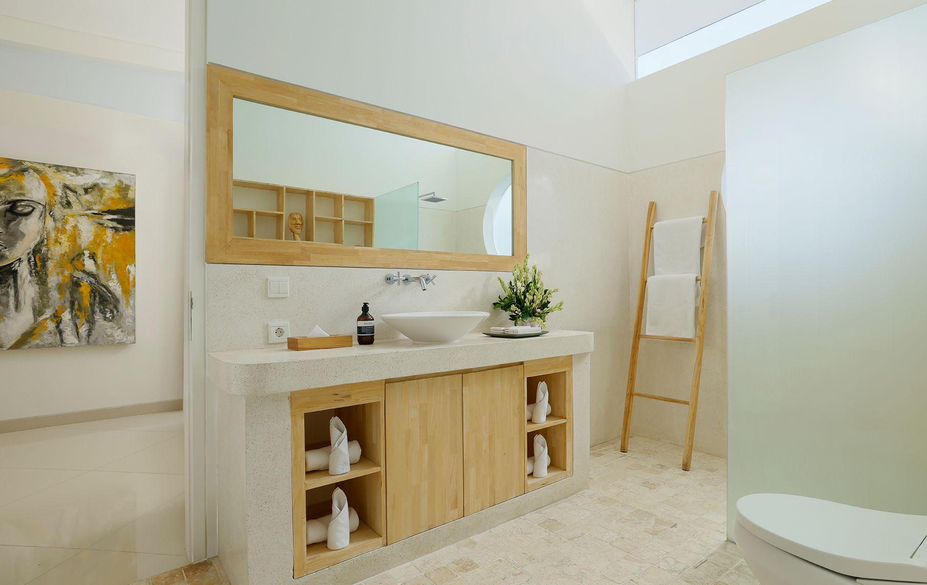 tns-sanur-bath2&3