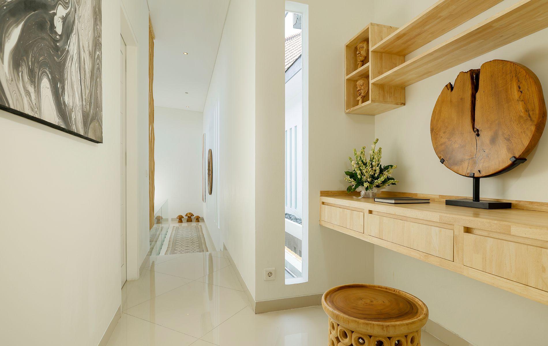 tns-sanur-hallway