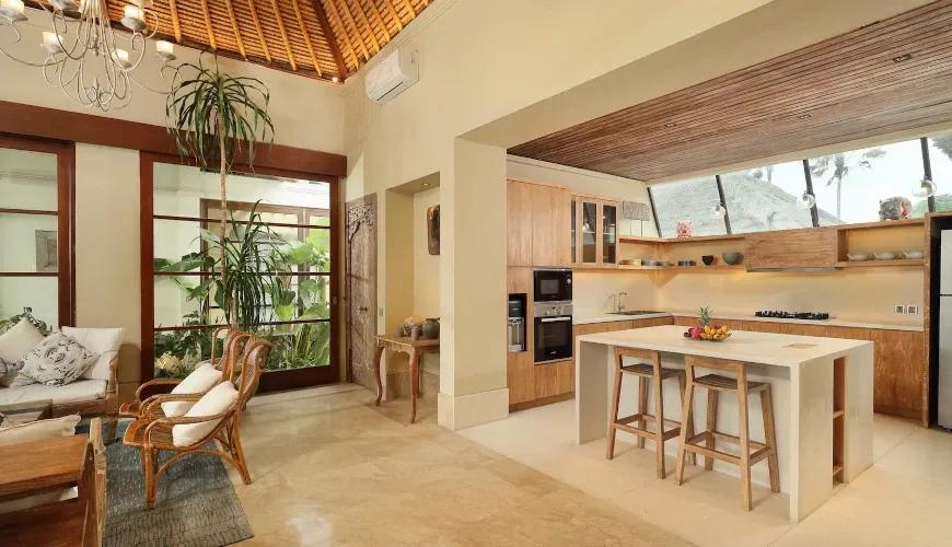Modern spacious kitchen and dining area at Villa Grasshopper
