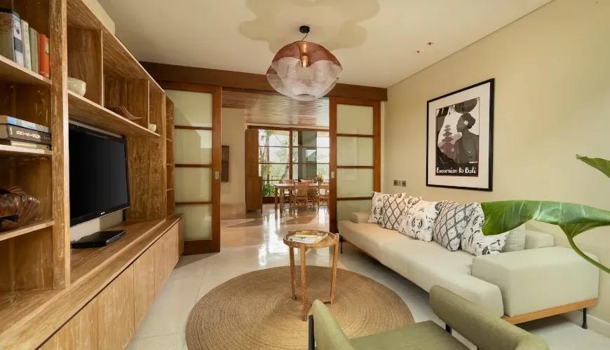 Spacious modern living area with entertainment at Villa Grasshopper