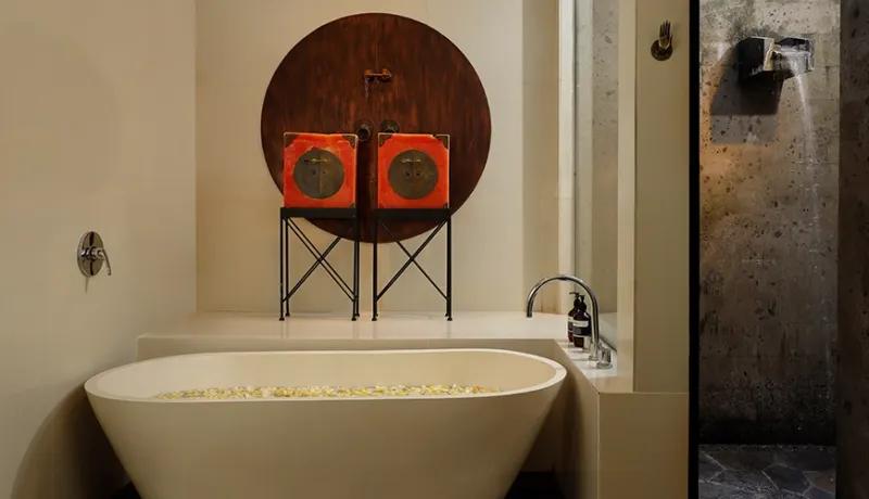 Shanti Estate Villa YUUBI