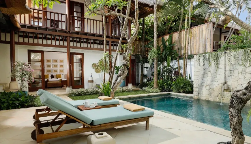 Private pool, luxurious sun loungers at Villa Danis