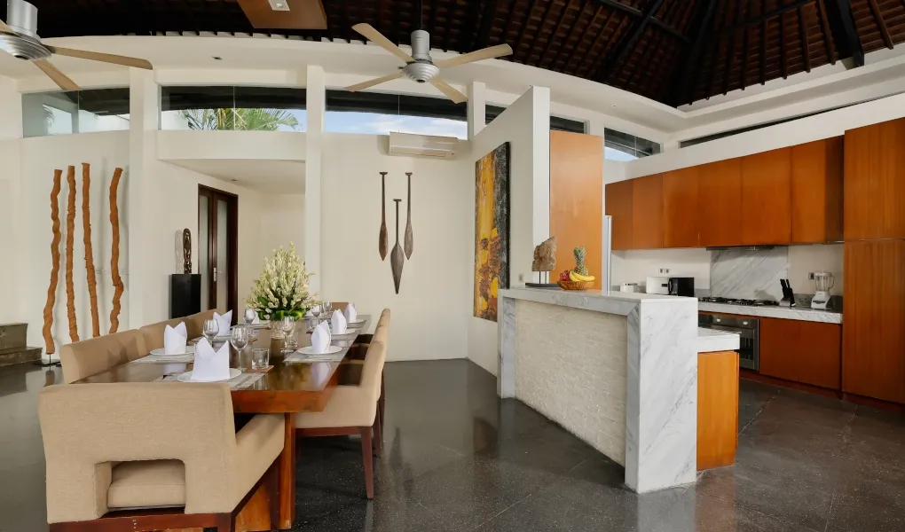 Open-plan villa kitchen and dining area with modern design at Villa Oshra